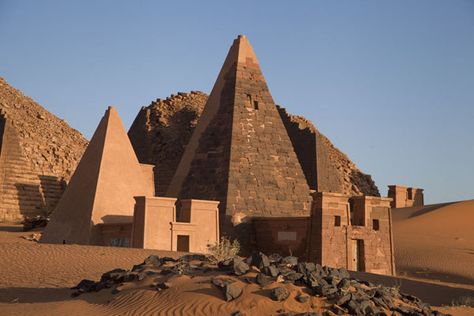 Nubian Pyramids, Sudan | Community Post: 20 Places For Black People To Travel To Before Europe & Asia Nubian Pyramids, Kingdom Of Kush, Growing Up Poor, Assyrian Empire, Underwater Sculpture, Pyramid Building, Visit Cuba, Ancient Kingdom, Egyptian Pyramids