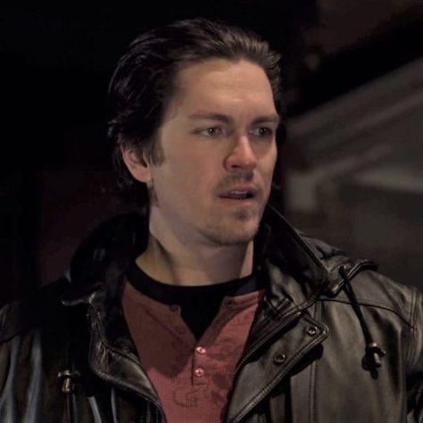 Kevin Ball Shameless Season 1, Kevin Ball Season 1, Kev Shameless Season 1, Kevin Shameless Season 1, Steve Howey Shameless, Kevin Ball Shameless, Kevin Shameless, Shameless Season 6, Kevin Ball