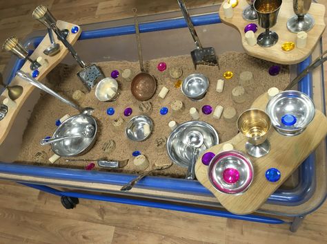 Sand, jewels, scoops and corks. Open ended play ideas. Physical development, turn taking, discussing, generating ideas. Sand Play Eyfs, Sand Pit Ideas Eyfs, Sand Tray Eyfs, Jubilee Eyfs, Sand Tray Ideas, Outdoor Provocations, Numbers Eyfs, Sand Tray Ideas Eyfs, Open Ended Play Ideas