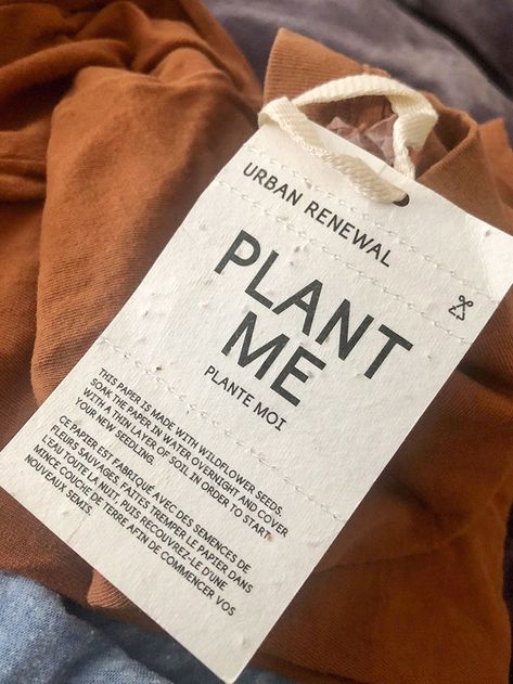 Textile Tags Ideas, Details On Clothes, Mildly Interesting, T Shirt Label, Clothing Packaging, Shirt Label, Eco Packaging, Sustainable Clothing Brands, Plant Seeds