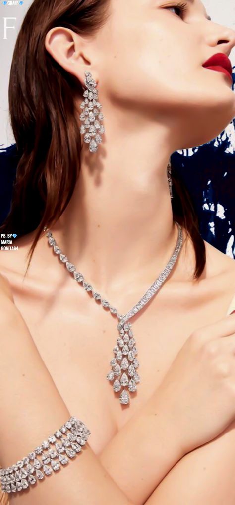 Graff Diamonds Ophelie Guillermand, Graff Jewelry, Dubai Gold Jewelry, Indian Gold Jewelry, Graff Diamonds, Bridal Diamond Necklace, Tiaras Jewellery, Diamond Pendants Designs, High Fashion Jewelry