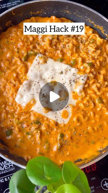 Creamy Maggie Recipe, Creamy Maggi Recipes, Cheese Maggie Recipes Indian, Maggi Hacks, Cheesy Maggi Recipe, Easy Maggie Recipes, Tasty Maggie Recipe, How To Make Maggi, Soupy Maggie Recipe