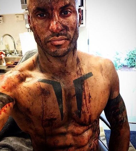 Ricky Whittle The 100, Lincoln The 100, The 100 Tv Series, Ricky Whittle, The 100 Cast, The 100 Show, Emo Roblox Avatar, Human Anatomy Drawing, Pinterest Blog