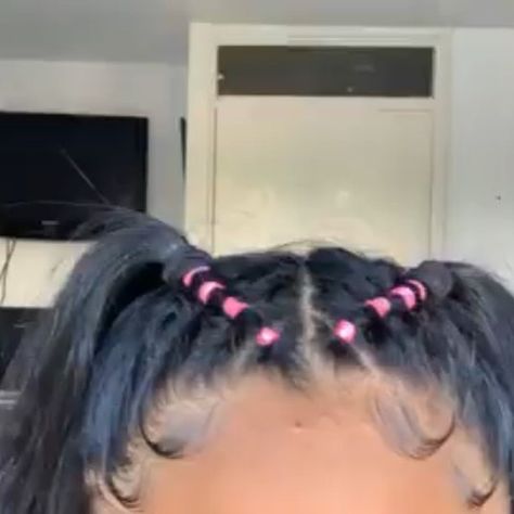 Rubber bands hairstyle 💖 ~Vc: @xkimmy.x Band Hairstyles, Hair Lights, Rubber Band Hairstyles, Light Pink Hair, Edges Hair, Hair Rubber Bands, Peinados Fáciles Para Cabello Corto, Natural Hair Styles Easy, Lace Hair