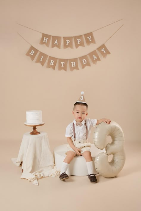 2 Year Baby Photoshoot Ideas, Baby Boy Photoshoot Ideas 1 Year Studio, Birthday Photoshoot 1 Year, Birthday Kids Photoshoot Ideas, Birthday Boy Photoshoot Ideas, 1year Baby Boy Photoshoot, Baby Shoot Ideas 1 Year, Birthday Photoshoot Ideas For Kids, Baby Boy Birthday Photoshoot