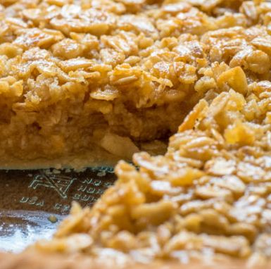 Classic Amish Oatmeal Pie Oatmeal Pecan Pie, Amish Oatmeal Pie Recipe, Amish Oatmeal Pie, Oatmeal Pie Recipe, Amish Oatmeal, Best Oatmeal Recipe, Oatmeal Pie, Pecan Pie Recipe, 12 Tomatoes