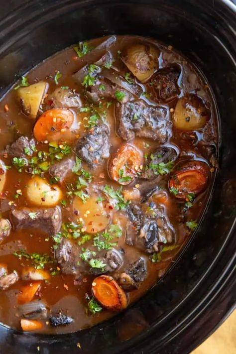 Hairy Bikers Slow Cooker Beef Bourguignon Recipe Beef Burgionion Slow Cooker, Stew Meat Recipes Crock Pot, Beef Bourginon, Beef Stew Slow Cooker, Beef Bourguignon Slow Cooker, Slow Cooker Beef Bourguignon, Paleo Entrees, French Beef Stew, Supper Meals