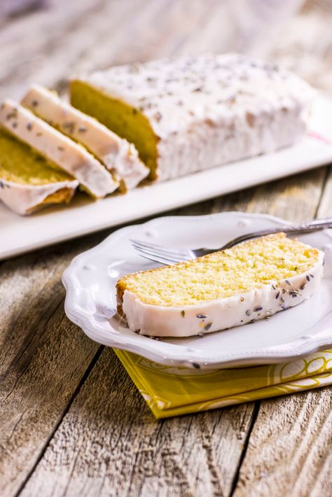 Treat of the Week: Lemon Lavender Pound Cake | today's nest Lavender Lemon Cake, Lavender Pound Cake, Lemon Lavender Cake, Best Lasagna Recipe, Lavender Cake, Lavender Recipes, Lemon Cakes, Lavender Lemon, Pound Cakes