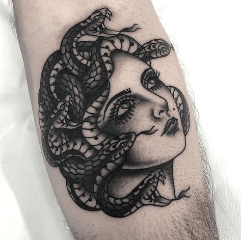 Tattoo Medusa, See Tattoo, Tattoos Black Women, Medusa Tattoo Design, Thigh Piece, Medusa Tattoo, Thigh Tattoos Women, Tattoo Artwork, Black Ink Tattoos