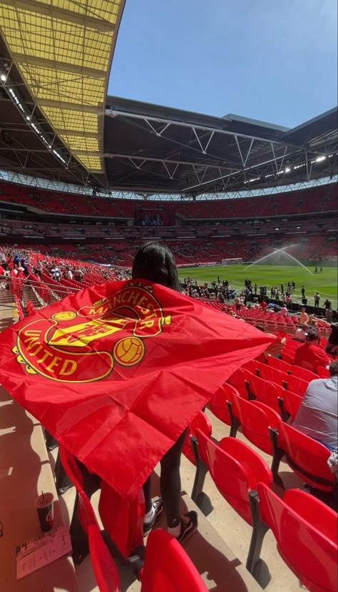 Fa Cup Final 2023, Manchester United Women Team, Football Man United, Old Trafford Aesthetic, Man United Aesthetic, Manchester United Aesthetic, Manchester United Wallpapers Iphone, Manchester United Images, Manchester United Logo