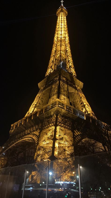 February. Paris. Tour Eiffel Paris In February, Paris February, Paris Lifestyle, 2024 Manifestation, Paris Tour, Paris Tour Eiffel, Vision Board, Paris, Lifestyle