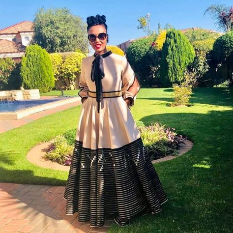 Clipkulture | 13 Modern Xhosa Umbhaco Inspired Styles Umbhaco Xhosa Designs, Umbhaco Xhosa, Modern Xhosa Attire, Xhosa Traditional Dresses, Traditional Dresses African, Xhosa Traditional Attire, Xhosa Attire, African Traditional Wear, Cultural Fashion