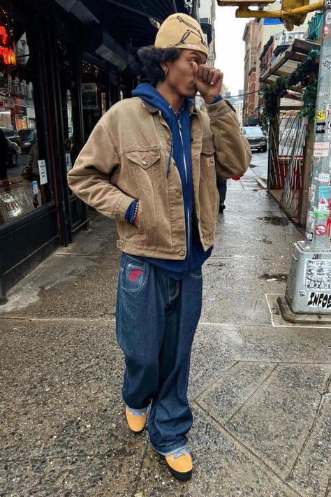 Stussy Beanie Outfit, Arcteryx Beanie Outfit Men, Oversized Carhartt Jacket Outfit, Cream Beanie Outfit, Brown Carhartt Beanie Outfit, Carhart Beanie Outfit, Beanie Hat Outfit Men, Arcteryx Beanie Outfit, Carhartt Hoodie Outfit