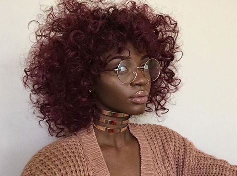 ☼ ☪ _Fashion_Killa_ ☪ ☼ Red Hair On Dark Skin, Burgandy Hair, Red Box Braids, Blonde Box Braids, Glasses Trends, Red Curly Hair, Colors For Dark Skin, Dark Red Hair, Natural Hairstyle