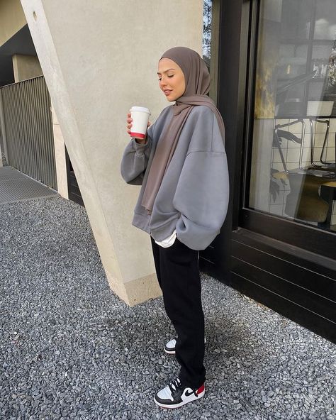 Hijab Fits, Estilo Hijab, Hijab Inspiration, Hijabi Fits, Hijabi Outfit, Hijab Fashionista, Muslim Outfits Casual, Muslim Fashion Hijab Outfits, Hijab Style Casual