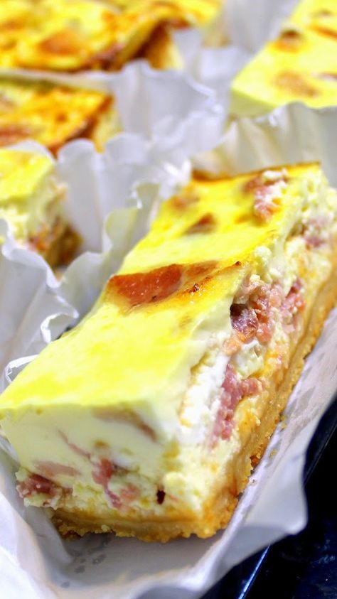 BACON CHEESECAKE CASSEROLE for a Crowd It's a classic Quiche Lorraine made in a 9X13 Casserole Pan, 20 Servings makes this perfect for Leftovers (midnight snacking at it's best) or for the Holiday Crowds of visitors or any PotLuck Brunch. LOADED with Bacon and Cheese and DELICIOUS! EASY FAST and even EASIER when you do most of the work ahead of time! Cheesecake Casserole, Potluck Breakfast, Casserole For A Crowd, Bacon Cheesecake, Classic Quiche Lorraine, Quiche Breakfast, Classic Quiche, Brunch Casserole Recipes, Breakfast For A Crowd