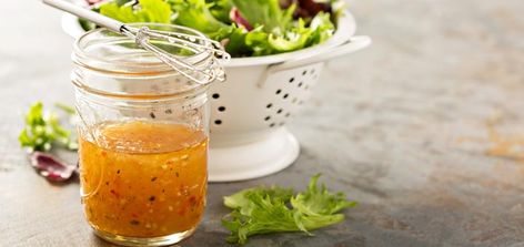 We know some of you have been asking for a cleanse-approved Italian dressing. Well, here it is! Try it out and tell us how you like it. Vegan Italian Dressing, Chili Lime Vinaigrette, Lime Salad Dressing, Golo Recipes, Golo Diet, Healthy Sauces, Pomegranate Salad, Recipe Italian, Lime Vinaigrette