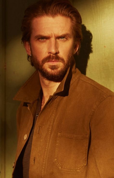 Perfect Guy, Dan Stevens, Transformers Movie, Handsome Guys, Story Characters, Noble House, The Perfect Guy, Famous Men, I Have A Crush