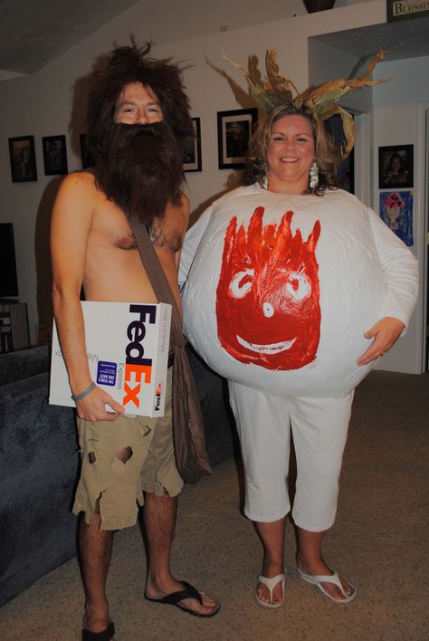 My husband and I as Tom Hanks and Wilson from the movie Castaway. It took almost two weeks to make my Wilson costume. I had to paper mache a 4 foot beach ball I bought on amazon, then I painted it with primer and my husband painted the Wilson face and the Wilson word logo on the back. Fairly Odd Parents Costume, Two Person Costumes, Cosmo Und Wanda, Cosmo And Wanda Costume, Cool Couple Halloween Costumes, Halloween Costumes To Make, Cosmo And Wanda, Carnaval Costume, Bff Halloween Costumes