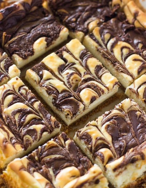 Nutella Cheesecake Bars, Nutella Cheesecake Recipes, Baked Graham Cracker Crust, Chocolate Cheesecake Brownies, Cheesecake Bars Easy, Biscuits Graham, Swirl Cheesecake, Nutella Cheesecake, The Recipe Critic