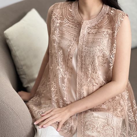 Outer top that crafted from embroidered tulle make your look effortlessly chic. Gio Outer Top in Scarlette Brown by @@_ateliermode_ Available at Dresshaus.com Embroidered Tulle, Simple Dresses, Fashion Inspo, Make Your, Make It Yourself, Dresses, Quick Saves