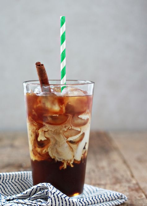 Cinnamon Dolce Iced Coffee | kitchentreaty.com Cinnamon Dolce Iced Coffee, Cold Brew Coffee Recipe, Best Iced Coffee, How To Make Ice Coffee, Iced Coffee Drinks, Cinnamon Syrup, Cinnamon Dolce, Milk Shakes, Coffee Drink Recipes