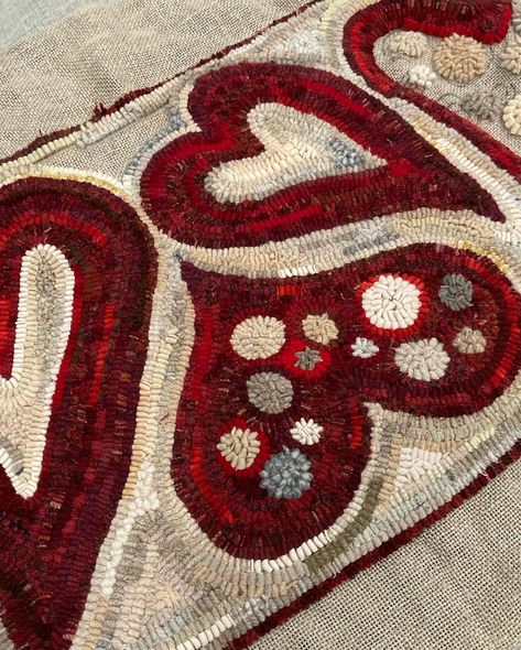 I almost missed International Rughooking Day! This should be done by Valentine’s! #internationalrughookingday #traditionalrughooking… | Instagram Punch Hooking, Wool Hooking, Punch Rug, Hook Rugs, Locker Hooking, Rug Hooking Designs, Mini Quilt Patterns, Rug Patterns, Primitive Rugs