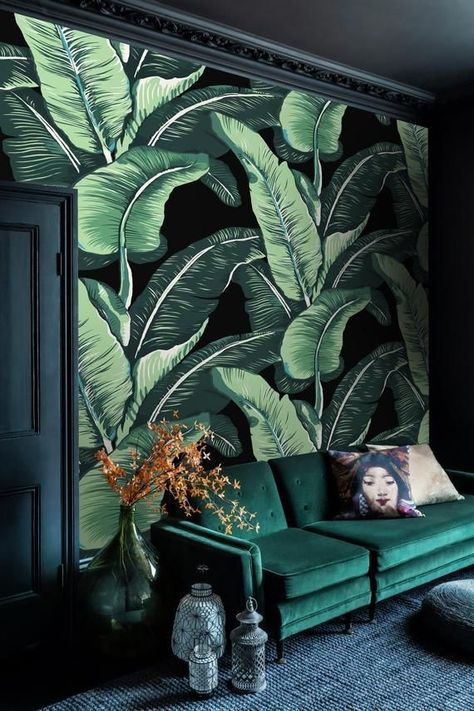 Leaf Wall Mural, Green Leaf Wall, Deco Jungle, Tropical Home, Green Couch, Light Backdrop, Tropical Home Decor, Leaf Wall, Pattern Wall