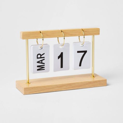 Perpetual calendar diy