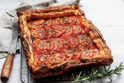 TOMATO & MUSTARD TART Authentic French Recipes, Home Made Puff Pastry, Puff Pastry Recipes Savory, Easy Puff Pastry Recipe, Tartare Recipe, Savory Puff Pastry, Braised Lamb Shanks, French Recipe, Warm Desserts