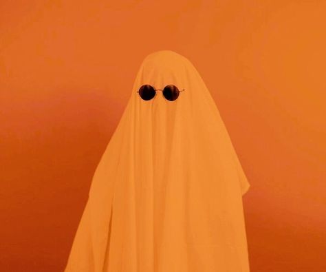 Ghost Aesthetic Wallpaper, Ghost With Sunglasses, Ghost Aesthetic, Orange Aesthetic, Wallpaper Pc, Aesthetic Wallpaper, Ghost, Sunglasses, Orange