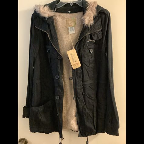 Jacket With Detachable Inside Lining And Hood Waist Drawstring Chest 19.5 In Length Is 29 In Vintage Diesel Jacket, Baggy Jacket, Billabong Jacket, Grunge Jacket, Knee Length Jacket, Diesel Jacket, Dr Wardrobe, Autumn Jacket Women, Grunge Clothing