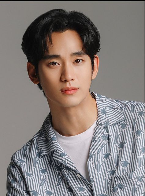 Kim Soo Hyun Instagram, Moon Gang Tae, Korean Boy Hairstyle, Kim Soohyun, Korean Drama Tv, Poster Boys, Drama Ideas, Soo Hyun, Drama Actors