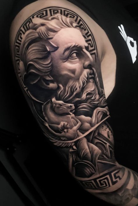 Greek Shoulder Tattoo, Versace Tattoo, Greek Designs, Shoulder Sleeve Tattoos, Mens Emerald Rings, Greek Goddess Art, Poseidon Tattoo, Chicano Tattoos Sleeve, Zeus Tattoo