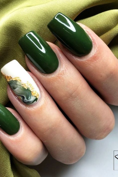 Are you looking for classy St. Patrick’s Day nails that will be perfect for the festive season? Then, you are in luck! You will also discover lovely St. Patrick’s Day nail ideas and St. Patrick’s Day nail designs in this post. St Patrick's Day Nail Design, Nail St Patricks Day Design, St Patrick Nails Gel, Short Almond Nails St Patricks Day, Dark Green St Patricks Day Nails, Green And Gold St Patricks Day Nails, St Patricks Day Nails Short Square, Nail Art St Patricks Day Design, Classy Saint Patricks Day Nails