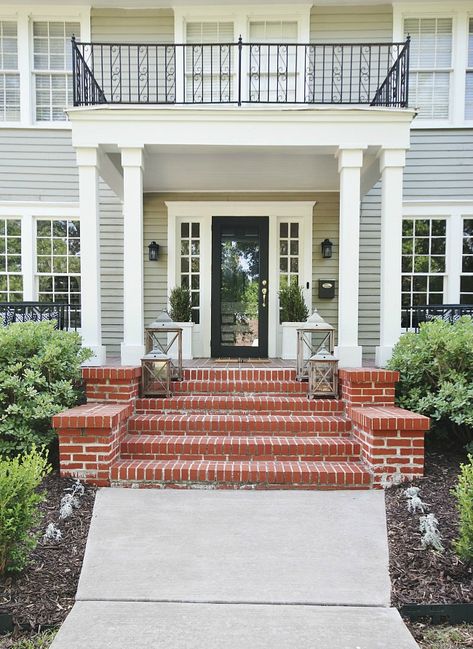 How the outside has transformed with paint, plantings, etc. Summer 2018 House Front Stairs Entrance, Front Door Stairs, Door Stairs, Front Porch Stairs, Brick Porch, Front Door Steps, Front Porch Steps, Porch Stairs, Front Stairs