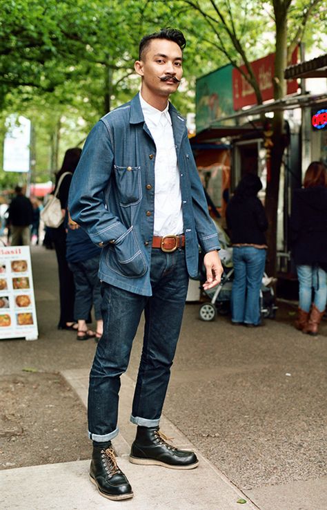 Red Wings Boots Outfit, Portland Street Style, Red Wings Boots, Red Wing Style, Gentlemen Style, Dunks Outfit, Boots Men Outfit, Denim Shirt Style, Men's Denim Style