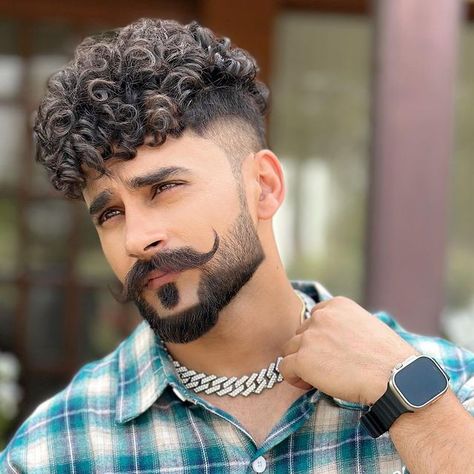 Parmish Verma Hairstyle, Hear Stail, Beard Styles Names, Indian Beard Style, Sharechat Dp, Boy Hairstyle, Hipster Haircuts For Men, Parmish Verma