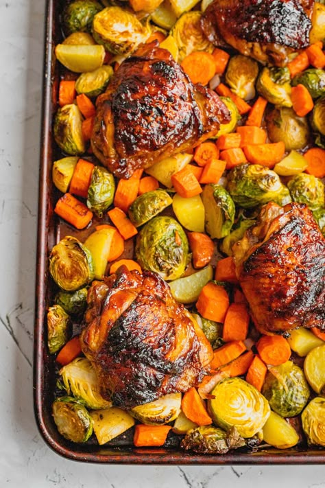 Chicken And Roasted Vegetables, Roasted Chicken And Veggies, Roasted Vegetables And Chicken, Grilled Chicken With Vegetables, Healthy Balsamic Chicken, Roasted Chicken And Vegetables, Fall Roasted Chicken And Vegetables, Balsamic Chicken And Veggies, Balsamic Mustard Chicken