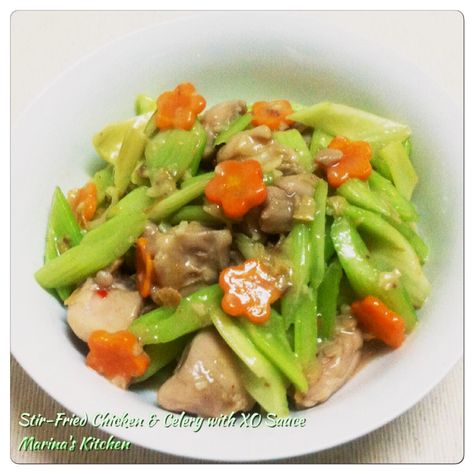 Chicken And Celery Stir Fry, Chicken Celery Recipes, Carrot And Celery Recipes, Asian Chicken Stir Fry, Stir Fry Carrots, Chinese Celery, Wine Marinade, Chicken Celery, Xo Sauce