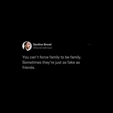 Family Is Fake Quotes, Quotes About Liars Friends, Throwing Shade Quotes Friends, Shady Posts Quotes, Fake Family Tweets, Quotes About Fake Family, Fake Friends Tweets, Fake Friends Quotes Betrayal, Shady Quotes