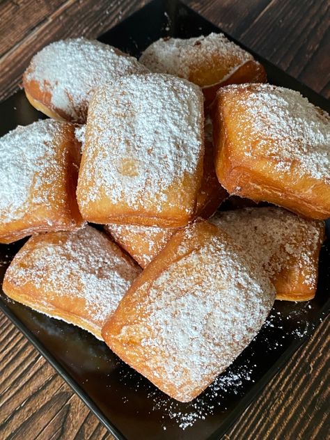 Princess Tiana Beignets Recipe, How To Make Tiana’s Beignets, Tiana’s Beignets Recipe, Tiana Food Recipe, How To Make Beniegts From Princess And The Frog, How To Make Princess And The Frog Beignets, How To Make Tianas Beignets, Beignet Recipe Princess And The Frog, The Princess And The Frog Beignets