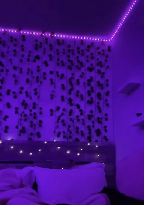 Grey Led Bedroom, Room Inspo Led Lights Vines, Aestethic Bed, Led Lights And Tapestry Bedroom Aesthetic, Purple Room Aesthetic Loft Bed, Purple Lights Room Aesthetic, Purple Room Led, Bedroom Purple Led, Room Organization Bedroom