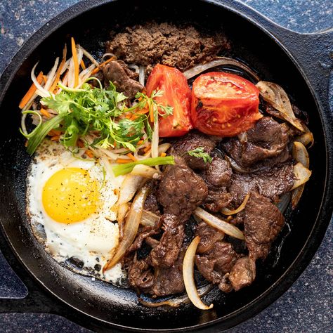 Vietnamese Steak, Bo Ne, Breakfast Steak And Eggs, Vicky Pham, Vietnamese Breakfast, Melting Pot Recipes, Steak Breakfast, Asian Breakfast, 2023 Recipes