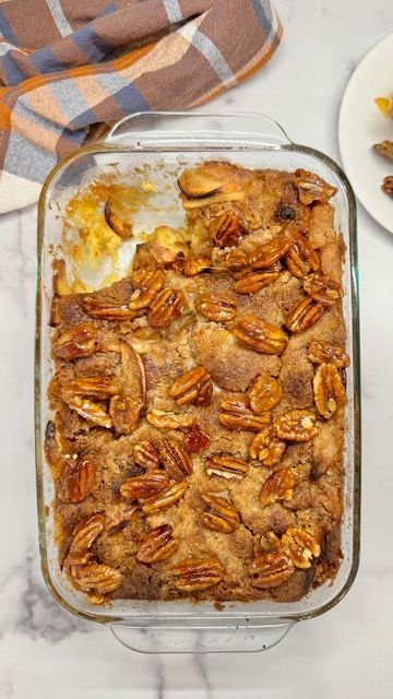 Rossini Perez on Instagram: "Use apple fritters instead of bread in your overnight French Toast bake to bring all the fall flavors. 🍂 Ingredients Apple Fritter Bake 6 apple fritters 8 large eggs 2 cups milk ½ cup heavy cream 1 tablespoon vanilla extract ¾ cup sugar Topping ½ cup all-purpose flour ½ cup packed light brown sugar 1 teaspoon ground cinnamon ¼ teaspoon salt ½ cup cold butter cut into pieces 2 apples glazed pecans Cut the apple fritters into 1-inch cubes and scatter evenly i Overnight French Toast Bake, French Toast Bake Overnight, Glazed Pecans, Apple Glaze, Apple Fritter, Overnight French Toast, Breakfast Sweets, Apple Fritters, Fall Flavors