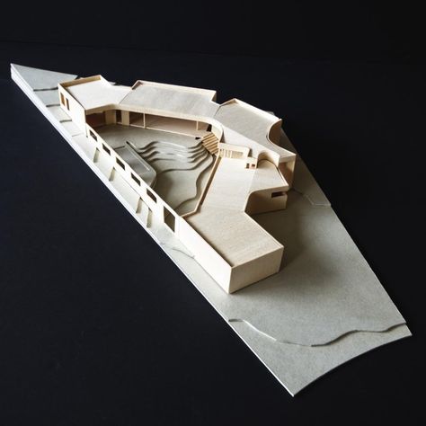 Gallery of 13th Beach Courtyard House / Auhaus Architecture - 11 Beach Courtyard, Architect Logo, Brighton Houses, Fibreglass Roof, Architecture Concept Diagram, Arch Model, Internal Courtyard, Beach Golf, Architecture Drawing Art