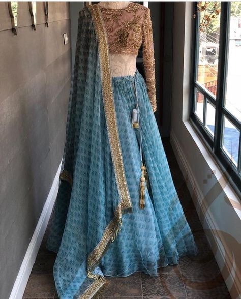 Lehenga Traditional, Wedding Seasons, Beautiful Lehenga, Traditional Festival, Printed Organza, Blue Lehenga, Organza Dupatta, Sea Blue, Lehenga Choli