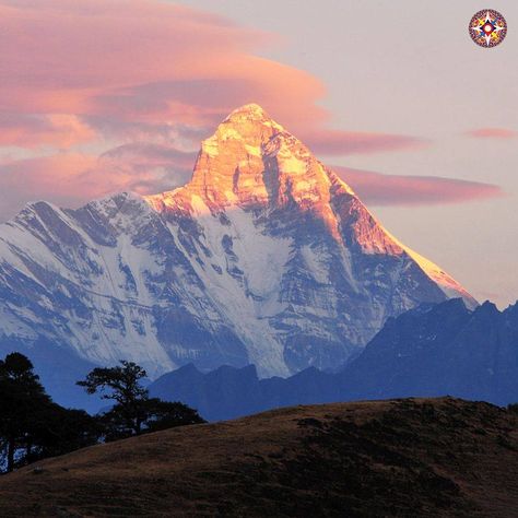 Nanda Devi, Himalayas Mountain, Mountain Lover, Visit India, Jammu And Kashmir, Tourist Spots, South Asia, Living Abroad, Bollywood Movies