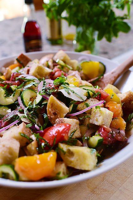 Panzanella Salad Coleslaw, Panzanella Recipe, Pioneer Women Cooks, Panzanella Salad, Bread Salad, Pioneer Woman Recipes, Ree Drummond, The Pioneer Woman, Idee Pasto Sano