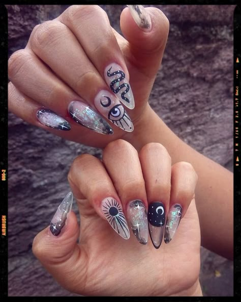 NAILS Mystic Nails, Witch Nails, Witchy Nails, Nails Pretty, Art Designs Ideas, Magic Nails, Gothic Nails, Anime Nails, Grunge Nails